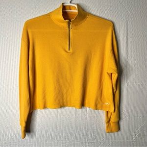 Hollister Boyfriend Tee Waffle Knit Crop Top Turtle Neck Zip Size M